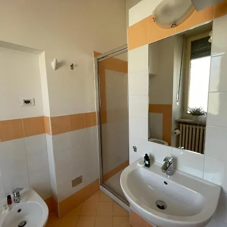 Quarto Inn Rooms Affittacamere Asti